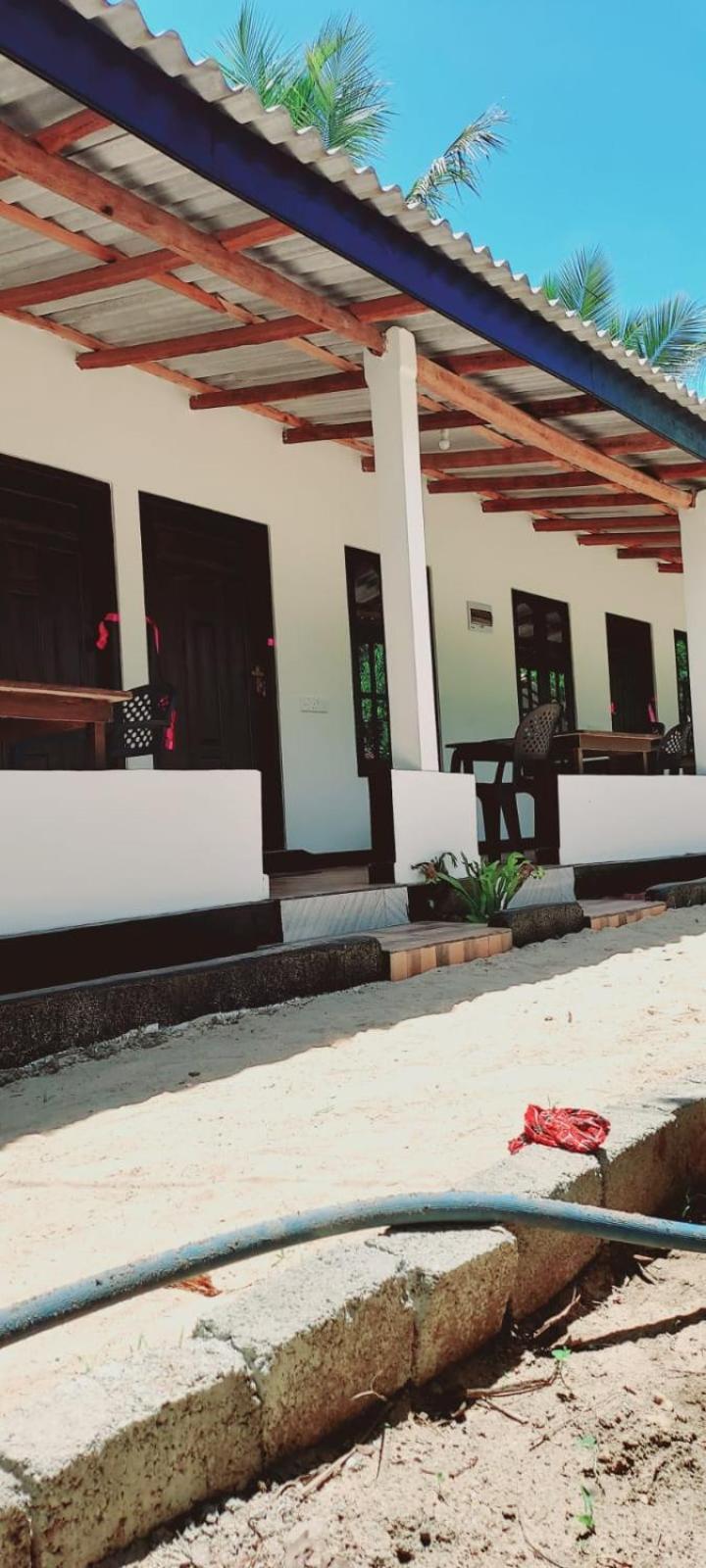 Nilaveli Beach Rooms المظهر الخارجي الصورة