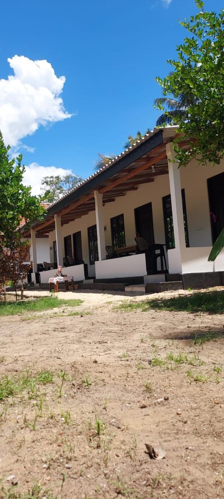 Nilaveli Beach Rooms المظهر الخارجي الصورة